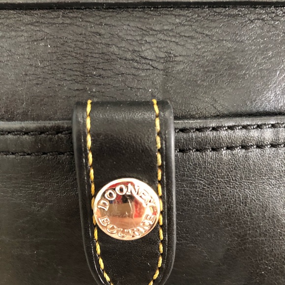Dooney & Bourke black Leather crossbody and handle - Picture 5 of 15